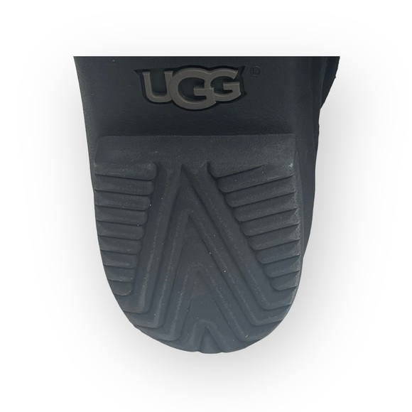 UGG Australia ✪ Azaria Waterproof Biker Boots ✪ Black Leather ✪ Size 8 8.5 39 ✪ - Picture 12 of 16